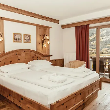 Held Готель 4*