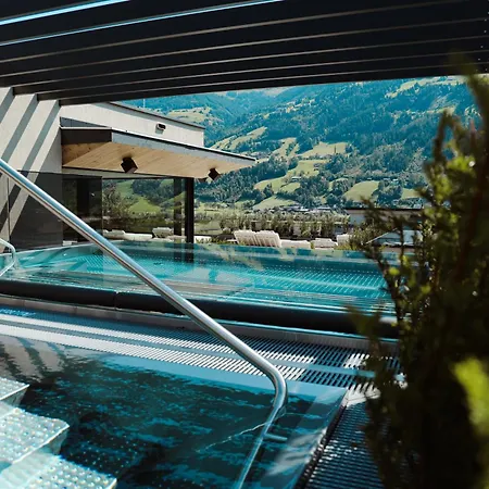 Held - Hotel&spa , 4 Sterne Superior, Zillertal 4* Fügen