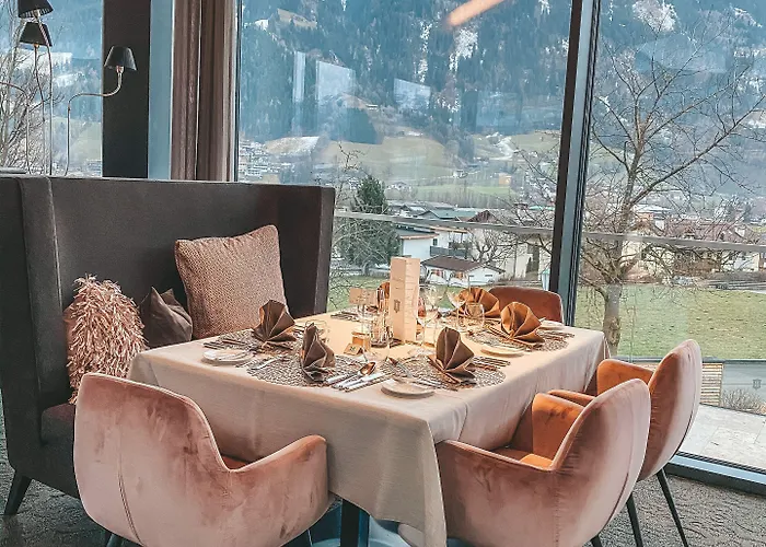 Held - Hotel&spa , 4 Sterne Superior, Zillertal Fügen