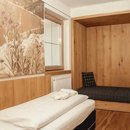 Held Szálloda 4*